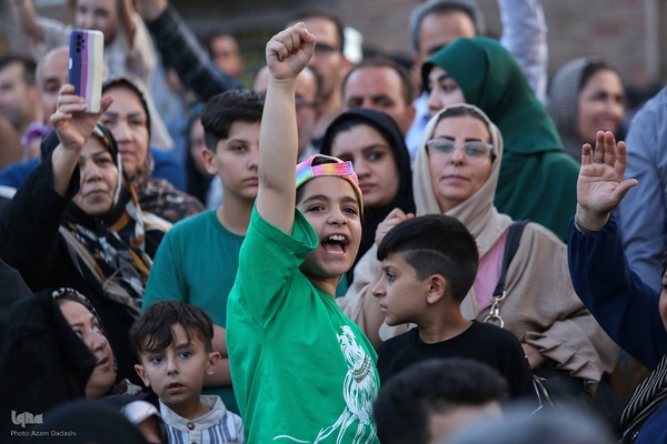 اجتماع بزرگ مردم قزوین در غدیر