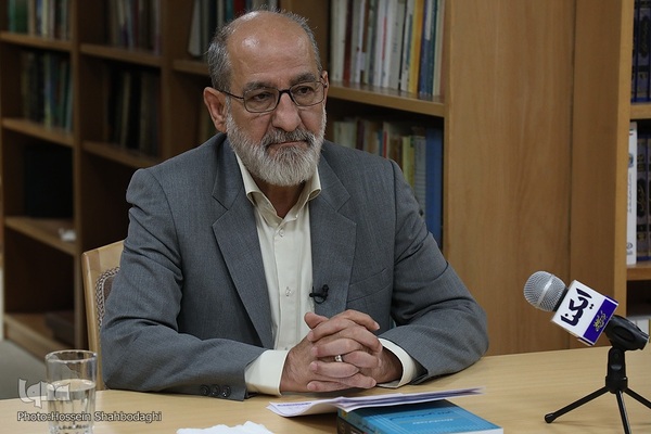 محمد اسفندیاری