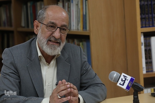 محمد اسفندیاری