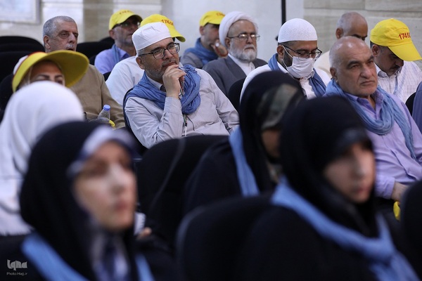 نشست کاروان دانشگاهیان با نماینده ولی فقیه در امور حج و زیارت