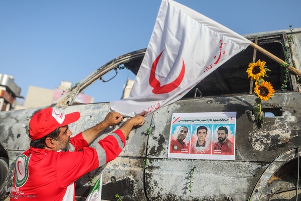 گلباران آمبولانس هدف‌قرارگرفته شده توسط رژیم صهیونیستی در میدان هفت‌تیر