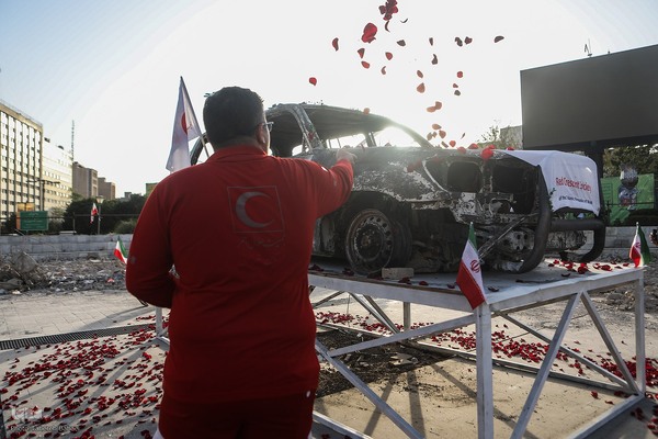 گلباران آمبولانس هدف‌قرارگرفته شده توسط رژیم صهیونیستی در میدان هفت‌تیر