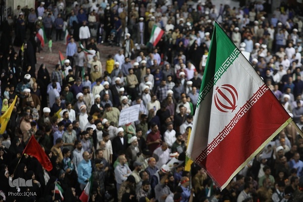 اعلام انزجار و فریاد انتقام مردم قم علیه تجاوز آمریکا به خاک ایران