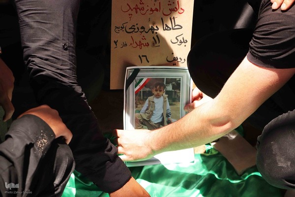 تشییع پیکر دو شهید قرآن آموز در تبریز