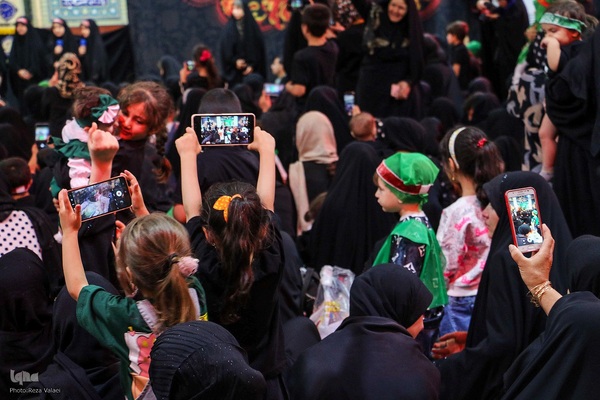 مراسم شیرخوارگان حسینی در زنجان