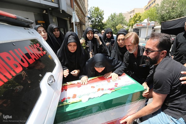 مراسم تشییع و خاکسپاری حافظ قرآن پاسدار شهید احسان ذاکری