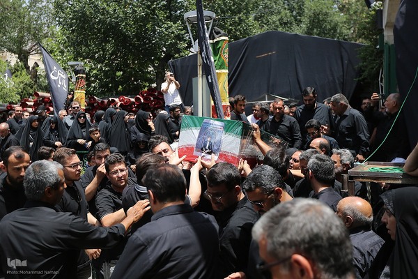 مراسم تشییع و خاکسپاری حافظ قرآن پاسدار شهید احسان ذاکری