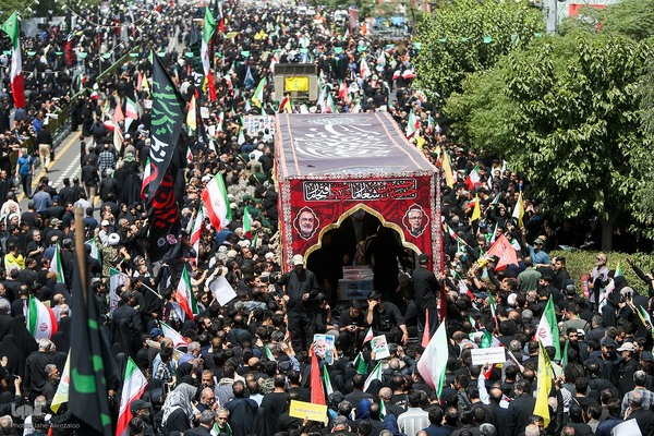 تشییع پیکر ۶۰ شهید اقتدار در تهران
