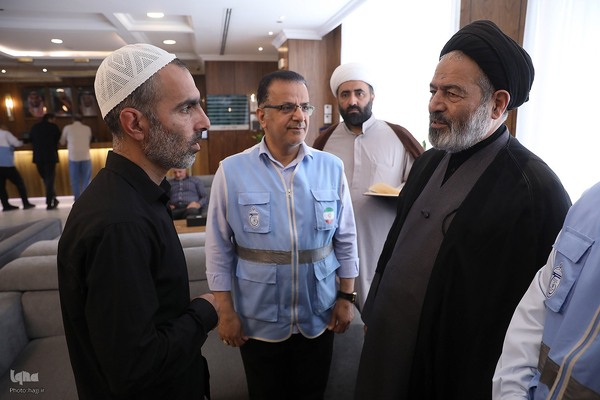 دیدار صمیمی سرپرست حجاج ایرانی با زائران کشورمان