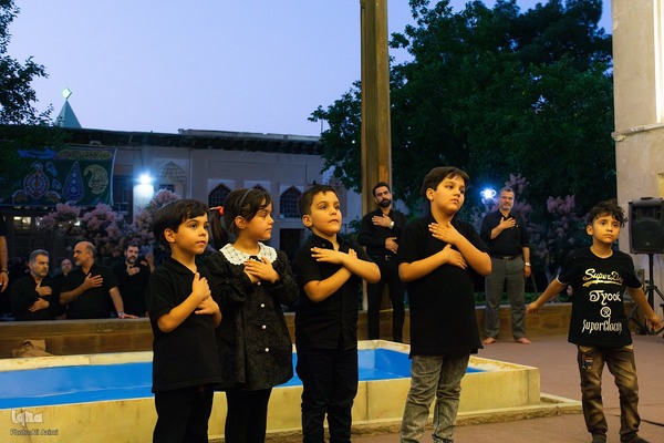 سنت روضه خانگی در خانه تاریخی شیخ‌الاسلام اصفهان