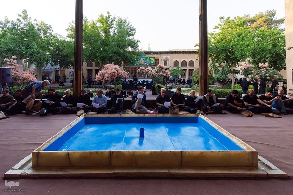 سنت روضه خانگی در خانه تاریخی شیخ‌الاسلام اصفهان