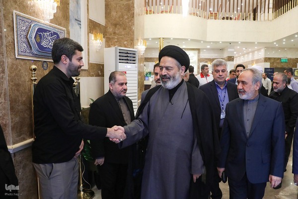 ورود سرپرست حجاج ایرانی به کشور