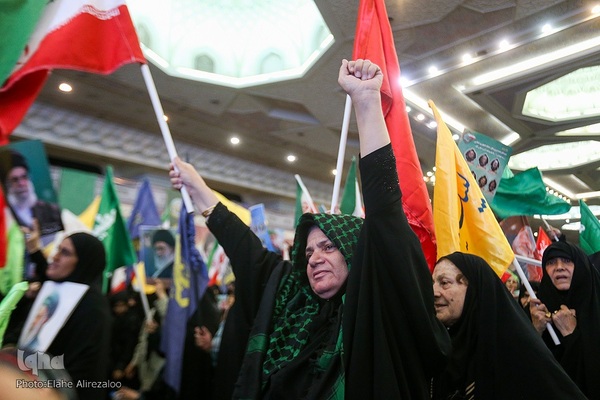 آئین بزرگداشت شهدای اقتدار ایران