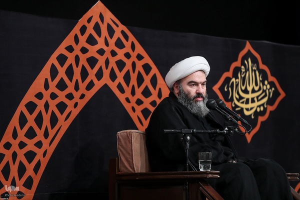 اولین شب مراسم عزاداری سید و سالار شهیدان(ع) در حسینیه امام خمینی(ره)