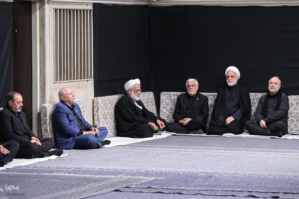 مراسم عزاداری شب هشتم محرم ۱۴۴۷ در حسینیه امام خمینی