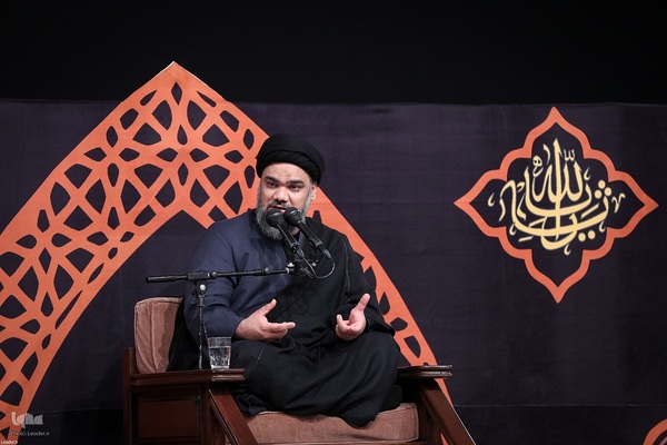 مراسم عزاداری شب تاسوعا در حسینیه امام خمینی(ره)