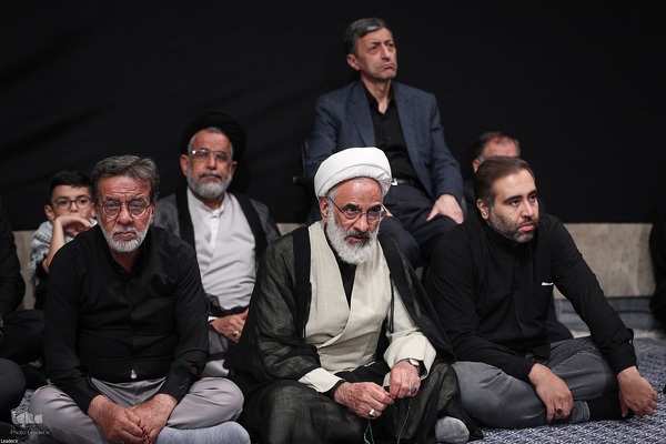 مراسم عزاداری شب تاسوعا در حسینیه امام خمینی(ره)