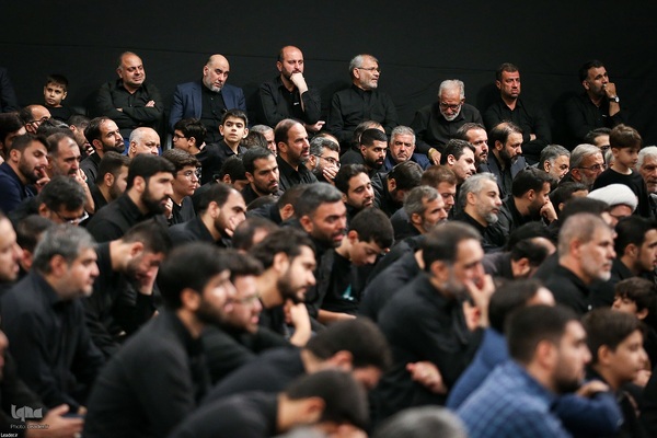 مراسم عزاداری شب تاسوعا در حسینیه امام خمینی(ره)