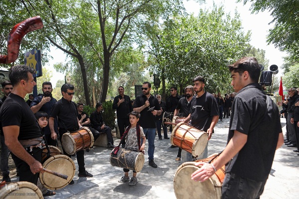 گلزار شهدا میزبان تاسوعا