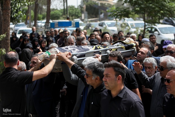 مراسم تشییع پیکر حجت‌الاسلام و المسلمین سیدمحمدباقر حجتی