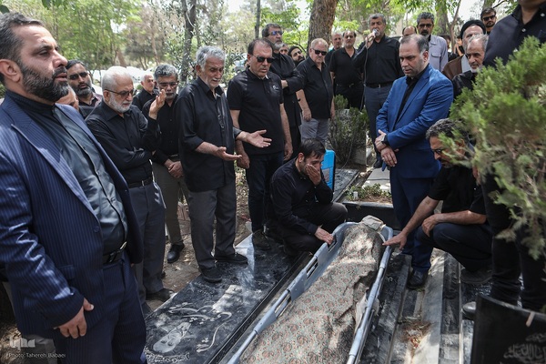 مراسم تشییع پیکر حجت‌الاسلام و المسلمین سیدمحمدباقر حجتی