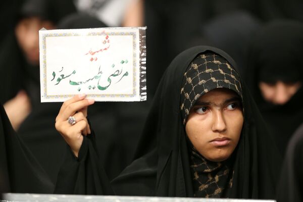 مراسم عزادارای شب عاشورا با حضور رهبر معظم انقلاب