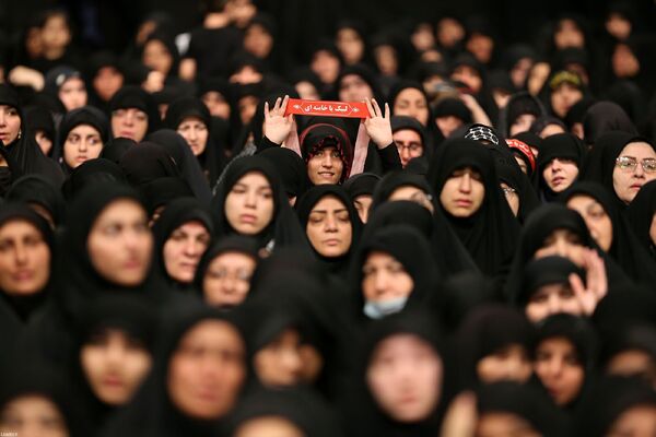 مراسم عزادارای شب عاشورا با حضور رهبر معظم انقلاب