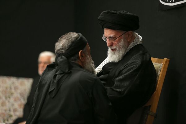 مراسم عزادارای شب عاشورا با حضور رهبر معظم انقلاب