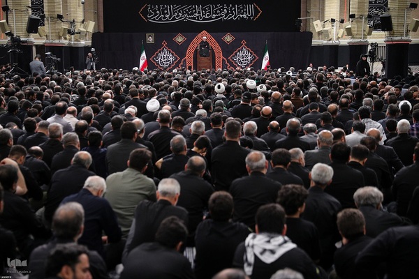 مراسم عزاداری شام غریبان در حسینیه امام خمینی(ره)