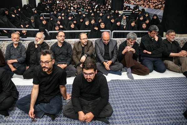 مراسم عزاداری شام غریبان در حسینیه امام خمینی(ره)