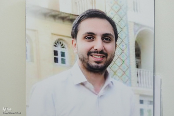 حضور جامعه قرآنی در منزل شهید احسان ذاکری