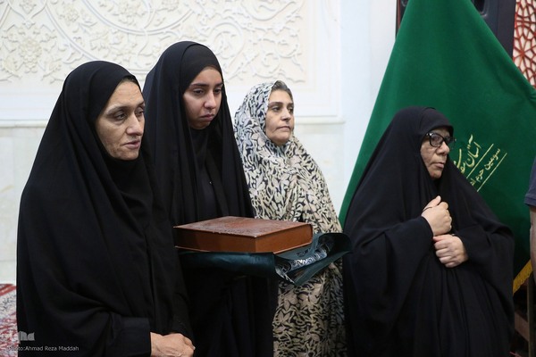 محفل انس با قرآن کریم در حرم شاهچراغ(ع)