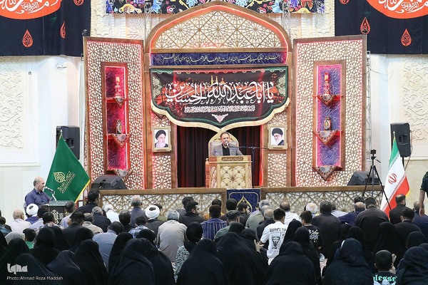 محفل انس با قرآن کریم در حرم شاهچراغ(ع)