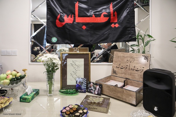 دیدار جامعه قرآنی با خانواده شهید طهرانچی