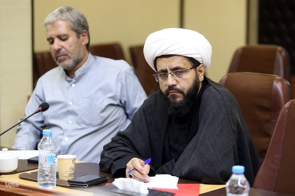 جلسه مجمع مشورتی شورای هماهنگی فعالیت‌های قرآن و عترت دانشگاه‌های کشور
