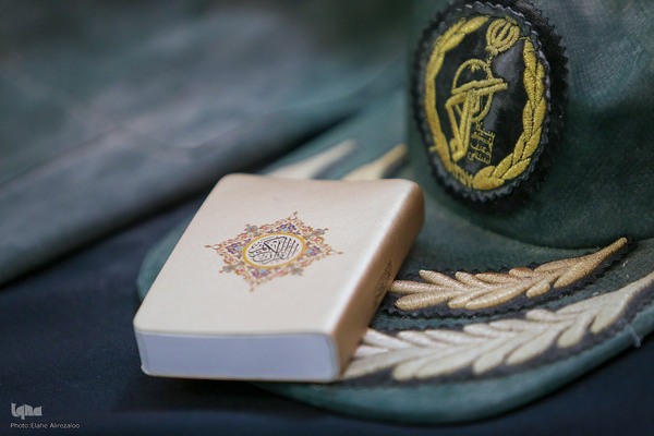 دیدار جامعه قرآنی با خانواده سردارسلامی