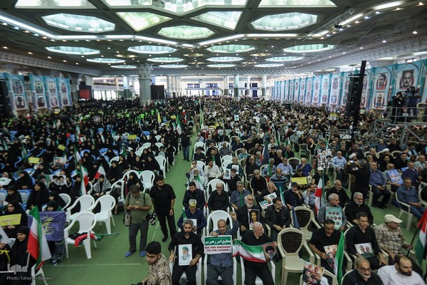 مراسم باشکوه اربعین شهدای اقتدار جنگ تحمیلی ۱۲ روزه