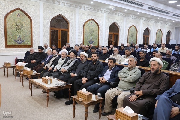 بازدید میدانی مسئولان حج و زیارت از خدمات به زائران در شهر مقدس کاظمین