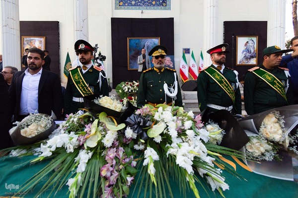 بدرقه پیکر استاد فرشچیان به خانه ابدی