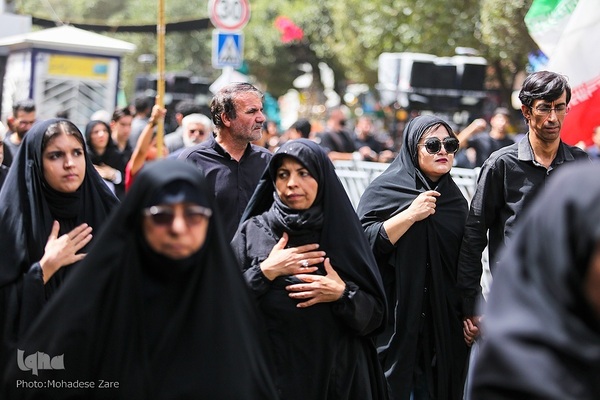 دل‌های عاشق در ماتم علی بن موسی الرضا(ع)