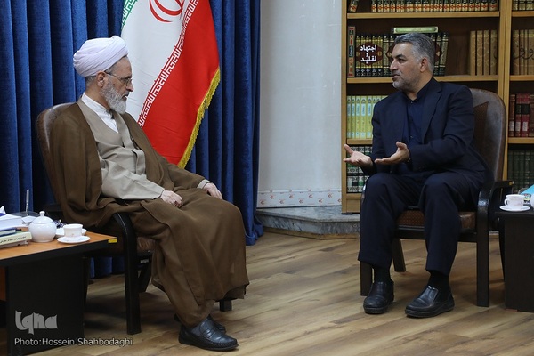 دیدار با آیت‌الله اعرافی