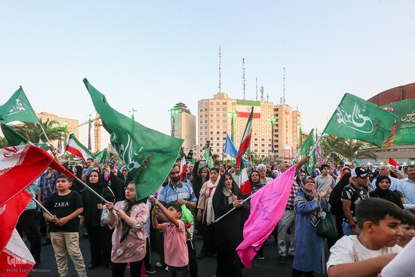 جشن ولادت پیامبر اکرم و امام جعفر صادق (ع)