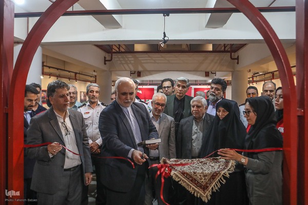 نمایشگاه عکس ۱۲ روز ایران