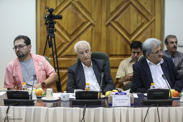 رونمایی مستند رخ ایران