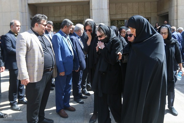 وداع با پیکر سیروس پرهام