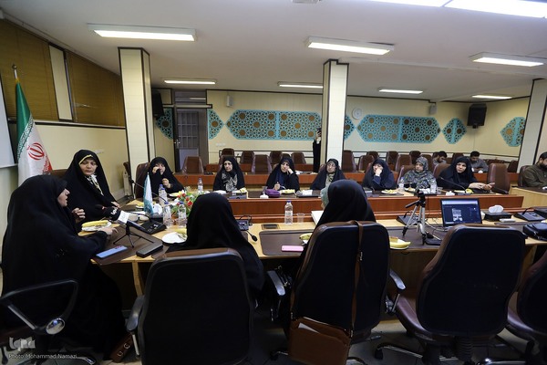 نشست خانواده، زنان و مقاومت