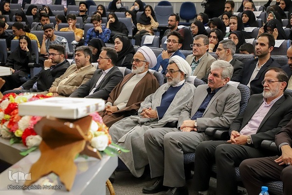 اختتامیه جشنواره قرآن و عترت دانشگاه جامع علمی کاربردی در مشهد