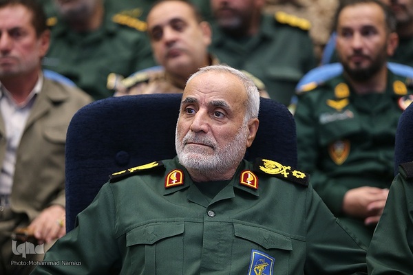 آئین اختتامیه مسابقات سراسری قرآن کریم نیروی زمینی سپاه با حضور سردار سرتیپ پاسدار «محمد کرمی» فرمانده نیروی زمینی سپاه شامگاه چهارشنبه 9 مهرماه در مجتمع فتح المبین برگزار شد.