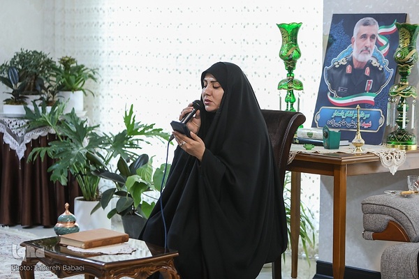 برپایی محفل بانوان فعال قرآنی در خانه شهید حاجی‌زاده