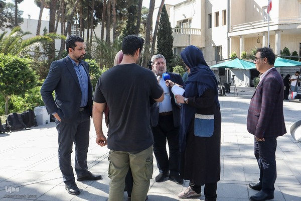 حاشیه جلسه هیئت دولت